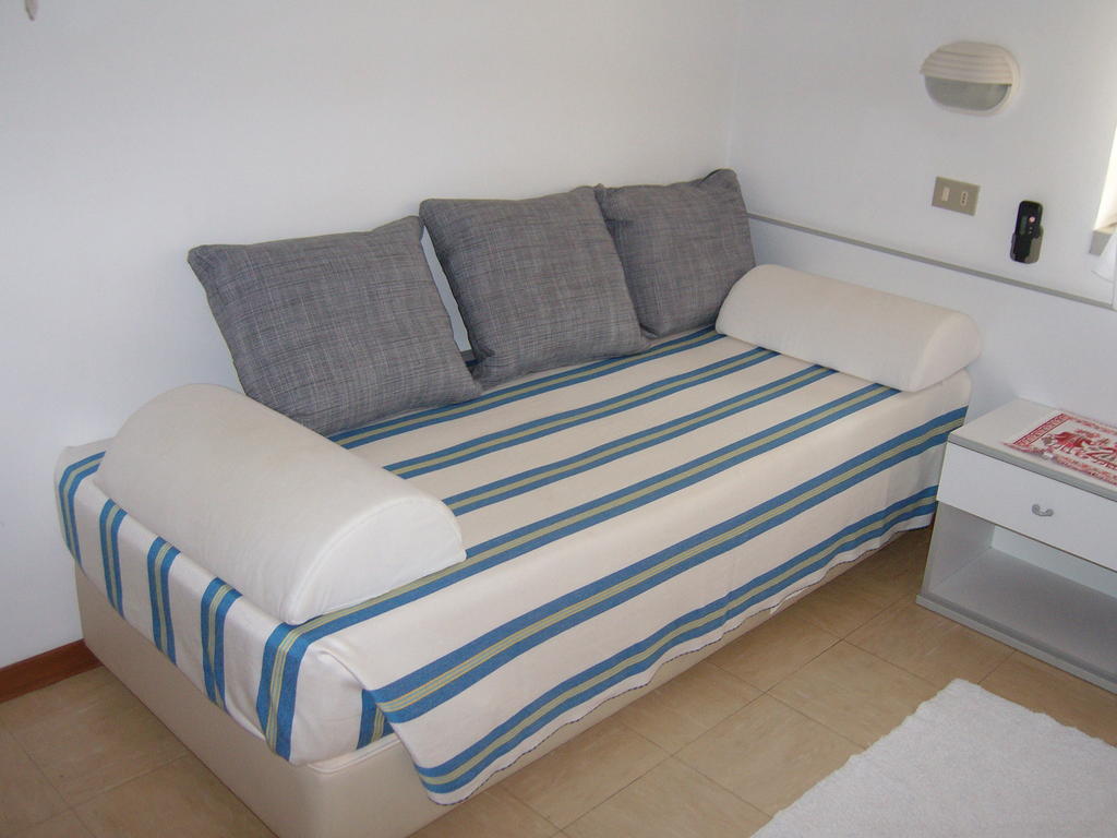 Hotel Villa Carla Grado Quarto foto